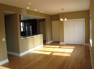 3611 N Artesian Ave APT 2, Chicago, IL 60618