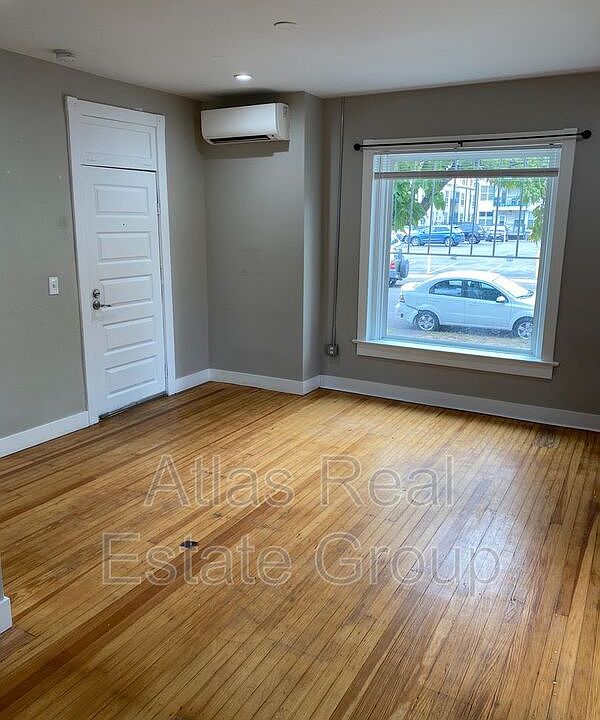 1st image of 1729 N Pennsylvania St #101