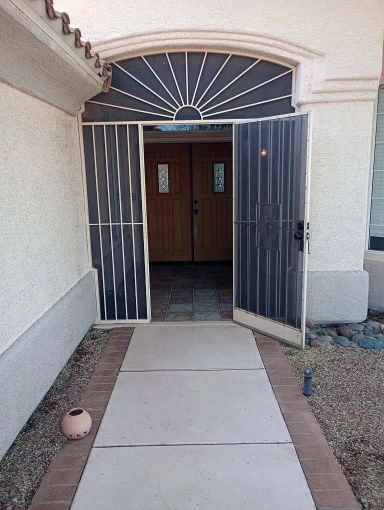 2 bed, 2.0 bath, 1702 sqft, $2,250 — Photo 3