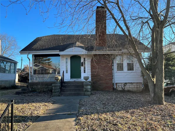 18 S 88th St, Belleville, IL 62223