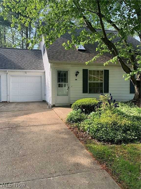 135 Burlington Oval Dr, Chardon, OH 44024 Zillow