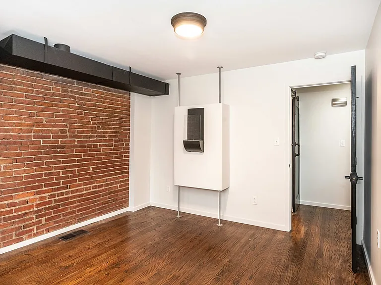 811 T St NW — Photo 67