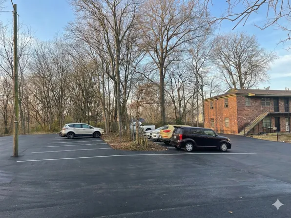 607 McLemore Ave, 607 E McLemore Ave APT 18, Memphis, TN 38106