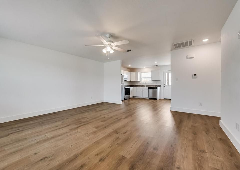 109 Ail Cir Decatur TX Zillow