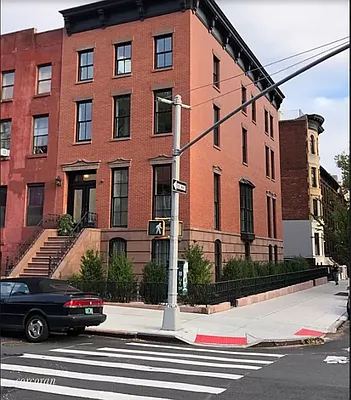 Rented by Corcoran | media 12