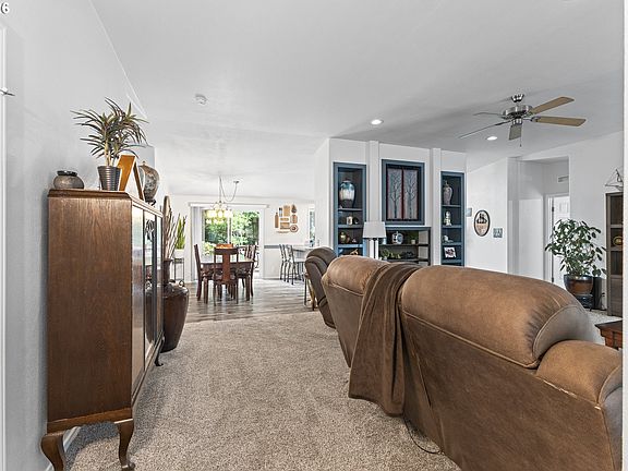 5th image of 2134 Lynne Dr