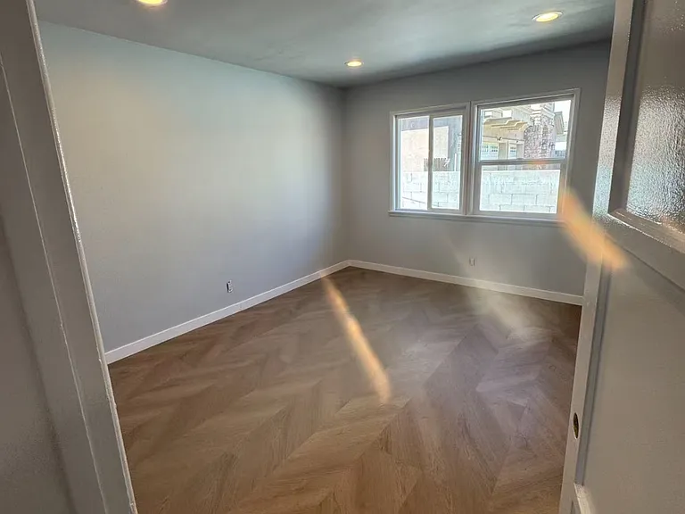 215 N Alhambra Ave #D — Photo 9
