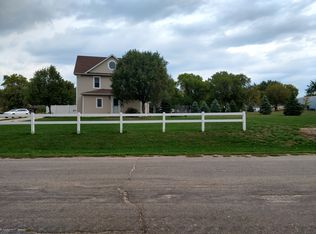 607 W Omaha St, Crofton, NE 68730