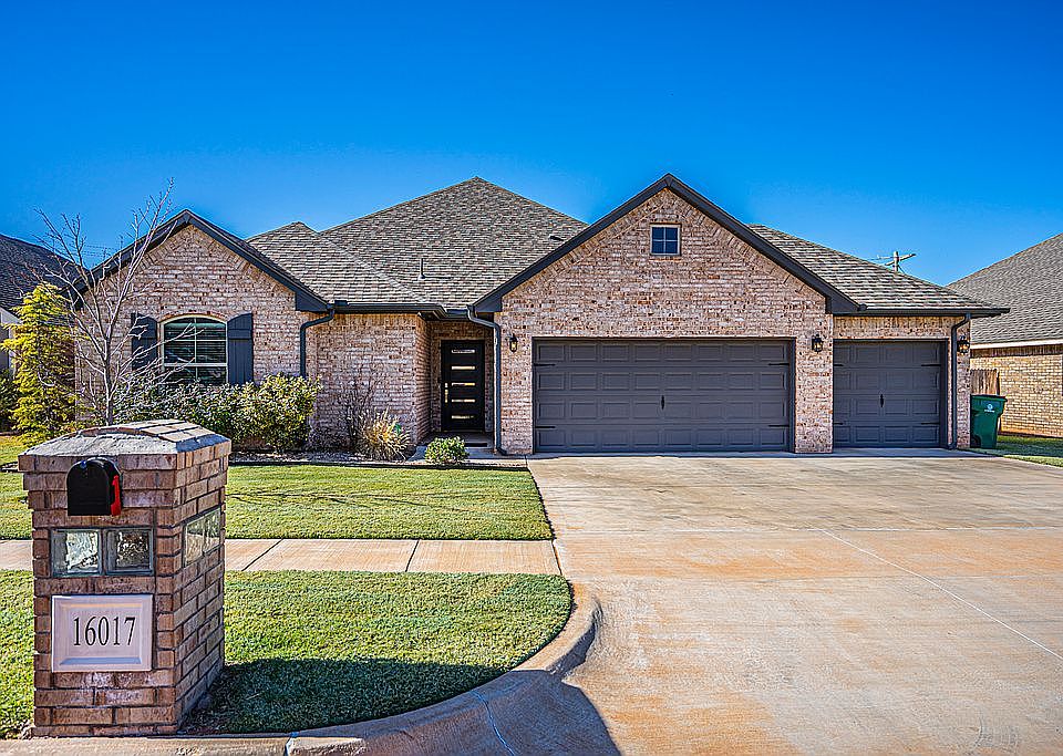 1st image of 16017 E Villa Valeria Way