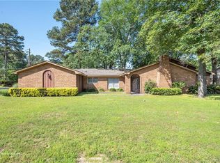 2103 Crabapple Dr, Shreveport, LA 71118