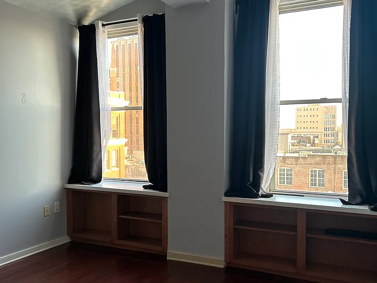 66 Monroe Ave #704 — Photo 4