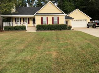 206 Southern Walk Cir, Gray, GA 31032