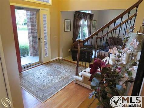 FOYER