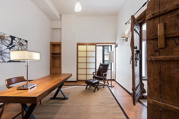 Rented by CORE | media 22