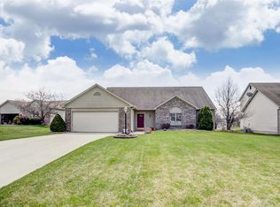 2112 Palace Ct, Auburn, IN 46706