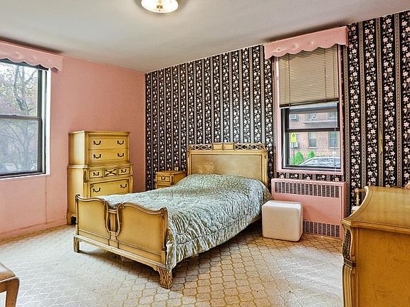 5th image of 3105 Avenue V APT 1B