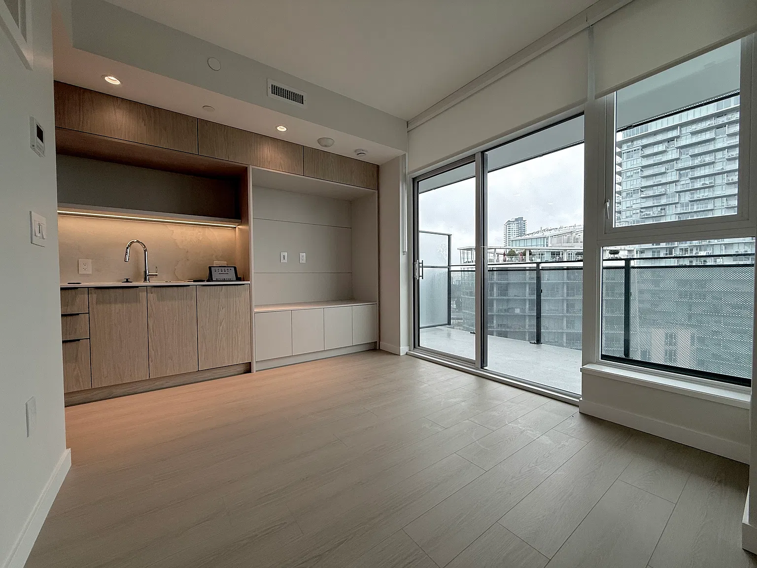 1 bed, 393 sqft, $1,875 — Photo 2
