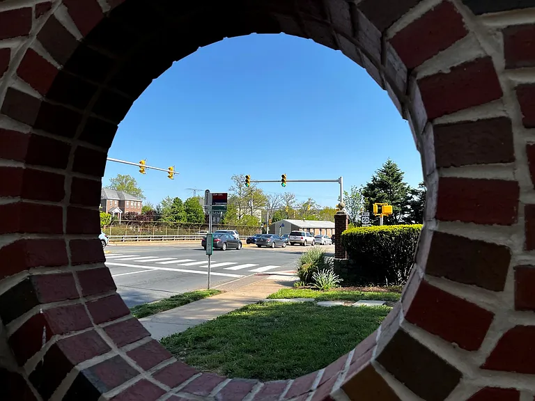 At the corner of George Mason & Rt 50, great location for commuting in all directions