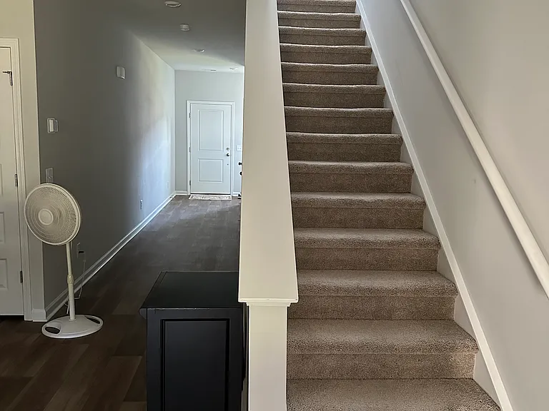 256 Agrarian Ave — Photo 7