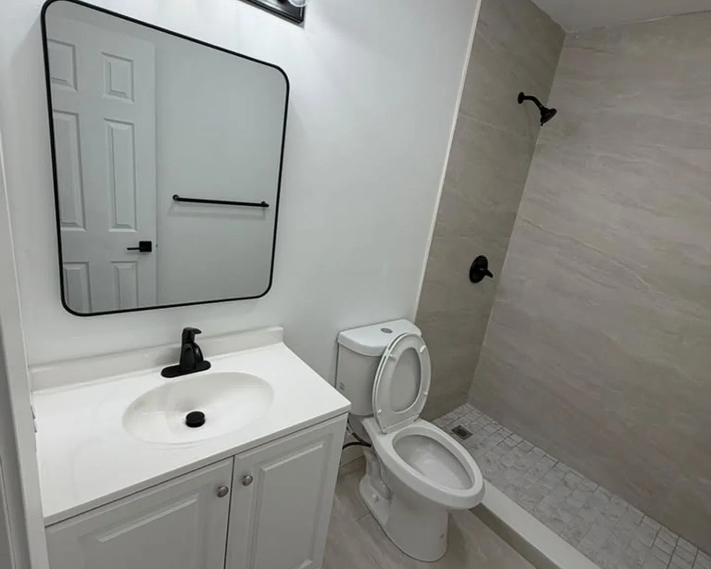 Grand Island Portfolio LLC (1495) — Photo 4