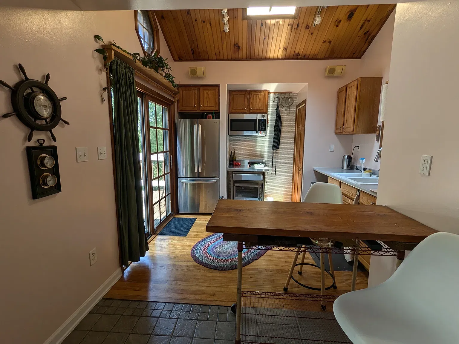 1 bed, 800 sqft, $2,200 — Photo 4