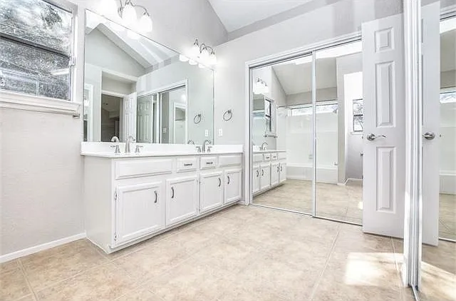 500 Bayberry Ct — Photo 17