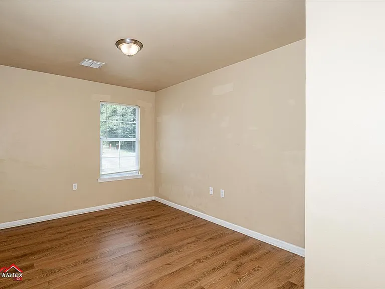 1225 Pecan St #B-2 — Photo 7