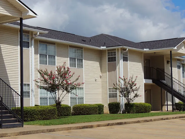 Fox Creek Apartments Shrevport — Photo 5
