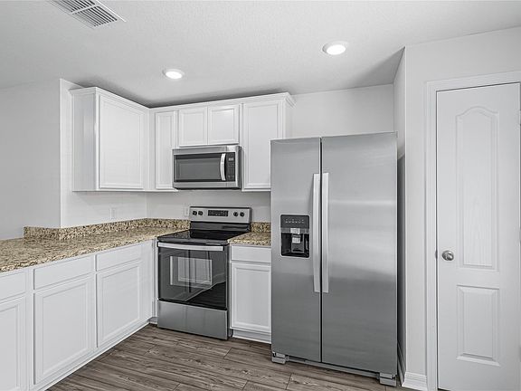 5th image of 8175 104th Avenue