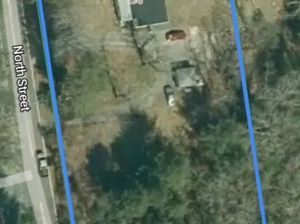 174 North St, Mattapoisett, MA 02739