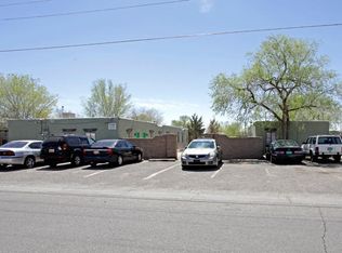 208 Mescalero Rd NW, Albuquerque, NM 87107