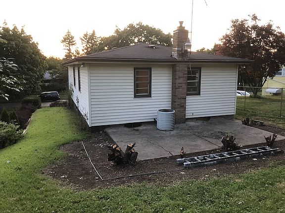 5th image of 267 Eastholm Ave