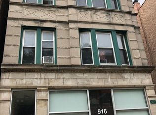 916 N Damen Ave APT 1R, Chicago, IL 60622