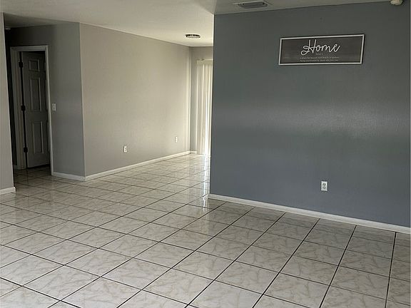 5th image of 4407 Sunbeam St