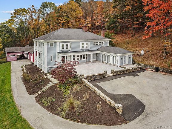 3rd image of 244 Mount Airy Rd W