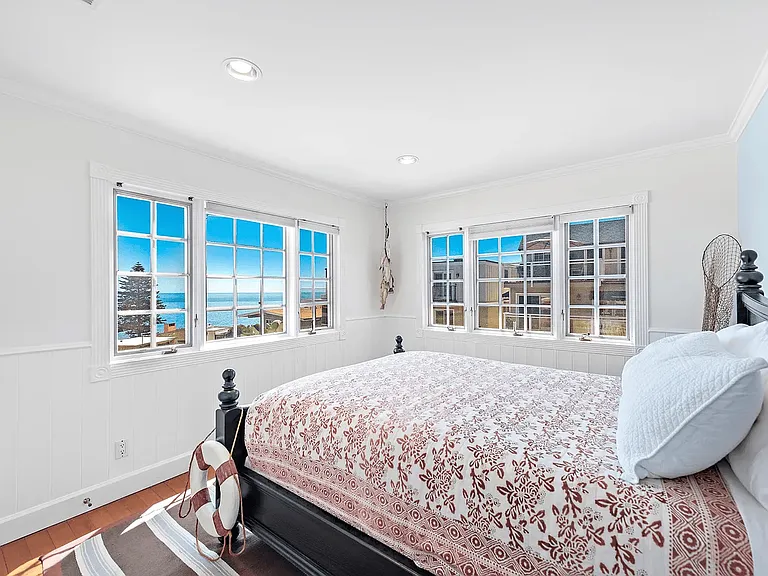 129 McAulay Pl — Photo 9