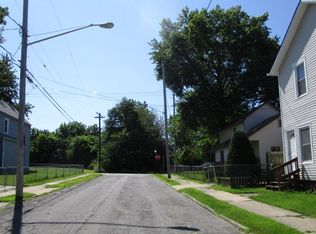 7742 Dercum Rd, Cleveland, OH 44105