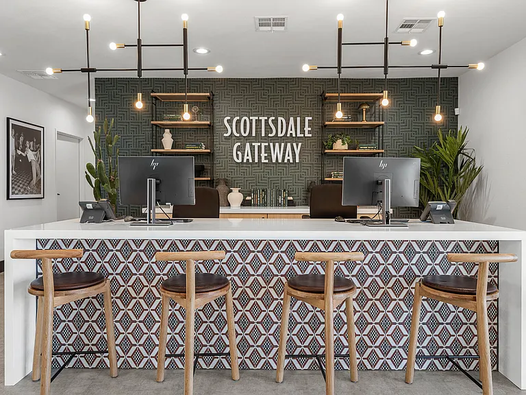 Scottsdale Gateway — Photo 22