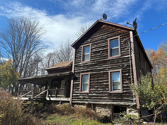 2nd image of 921 Milton Smith Road