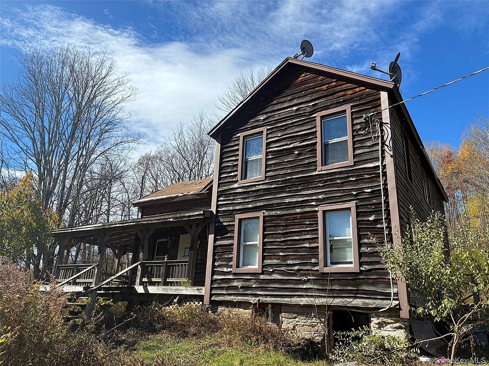 2nd image of 921 Milton Smith Road