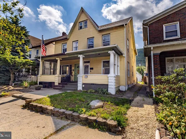 422 Lehigh Ave, Palmerton, PA 18071