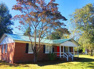 62 Knights Ave, Walterboro, SC 29488
