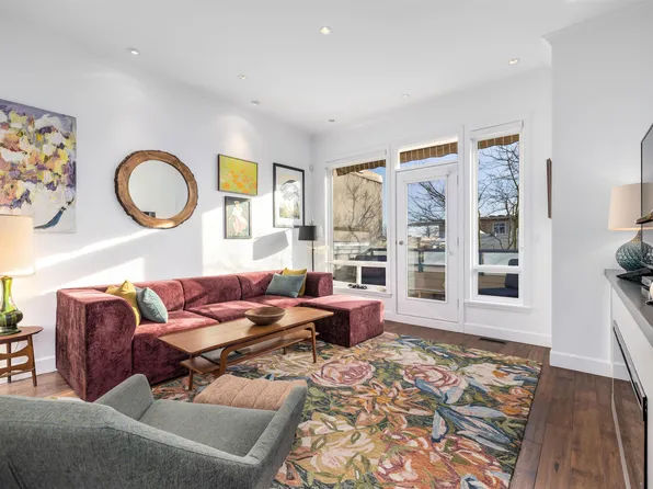 15161 Prospect Ave #3, White Rock, BC V4B 2B8