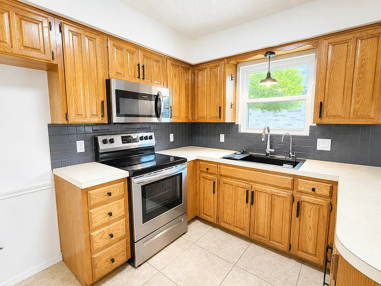 3529 Cedar Ridge Ln — Photo 9