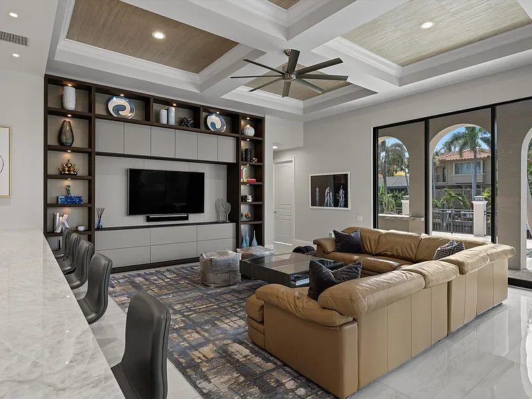 7474 NE Bay Cove Ct — Photo 50