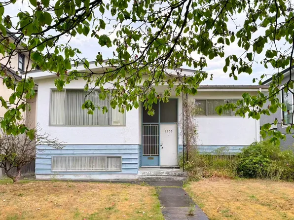 2635 Bobolink Ave, Vancouver, BC V5S 2G1