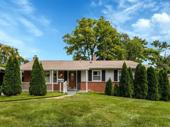 7712 Arlen St, Annandale, VA 22003