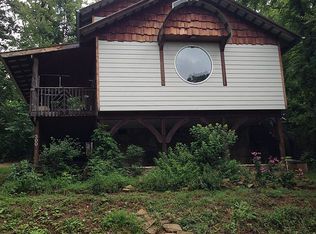 300 Patton Hill Rd, Swannanoa, NC 28778