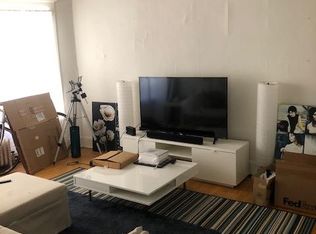 2313 E Webster Pl APT 2R, Milwaukee, WI 53211