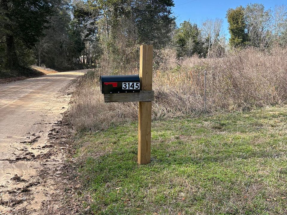 2nd image of 3145 Leamon Smith Rd